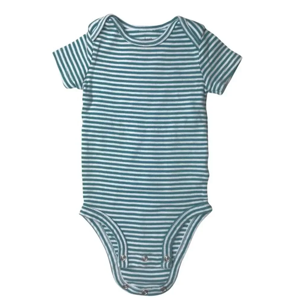 Carter's Set of 3 Short Sleeve Onesies. Size 6M